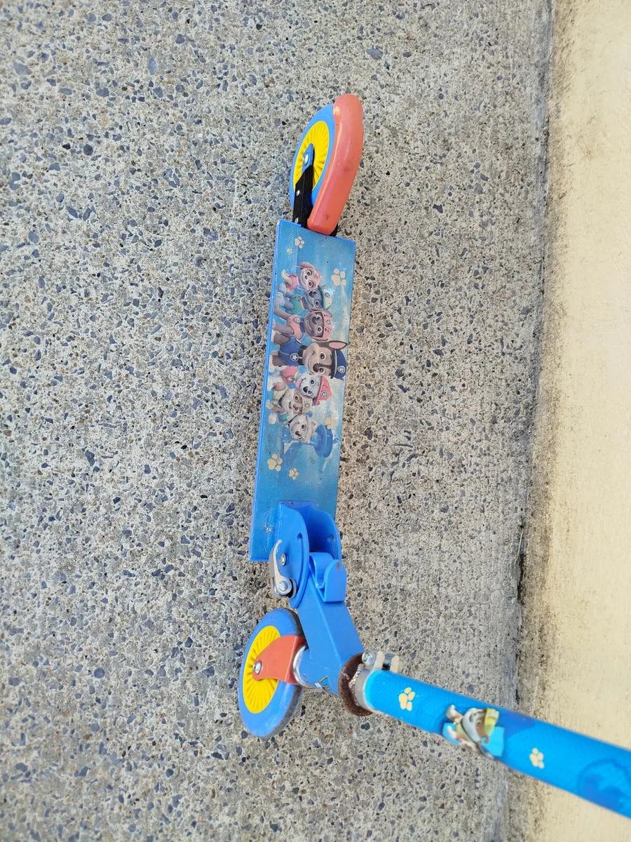 Paw Patrol Scooter - Image 2