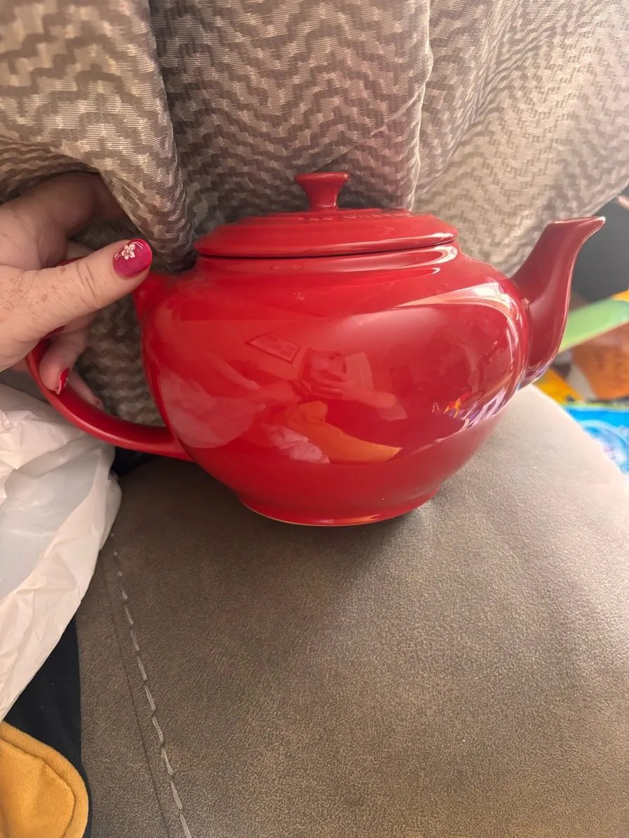 Le creuset teapot - Image 4
