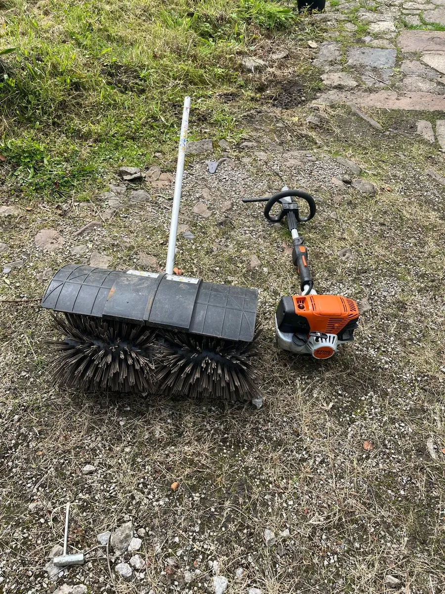 Stihl KM 131R Combi Head and Power brush - Image 2