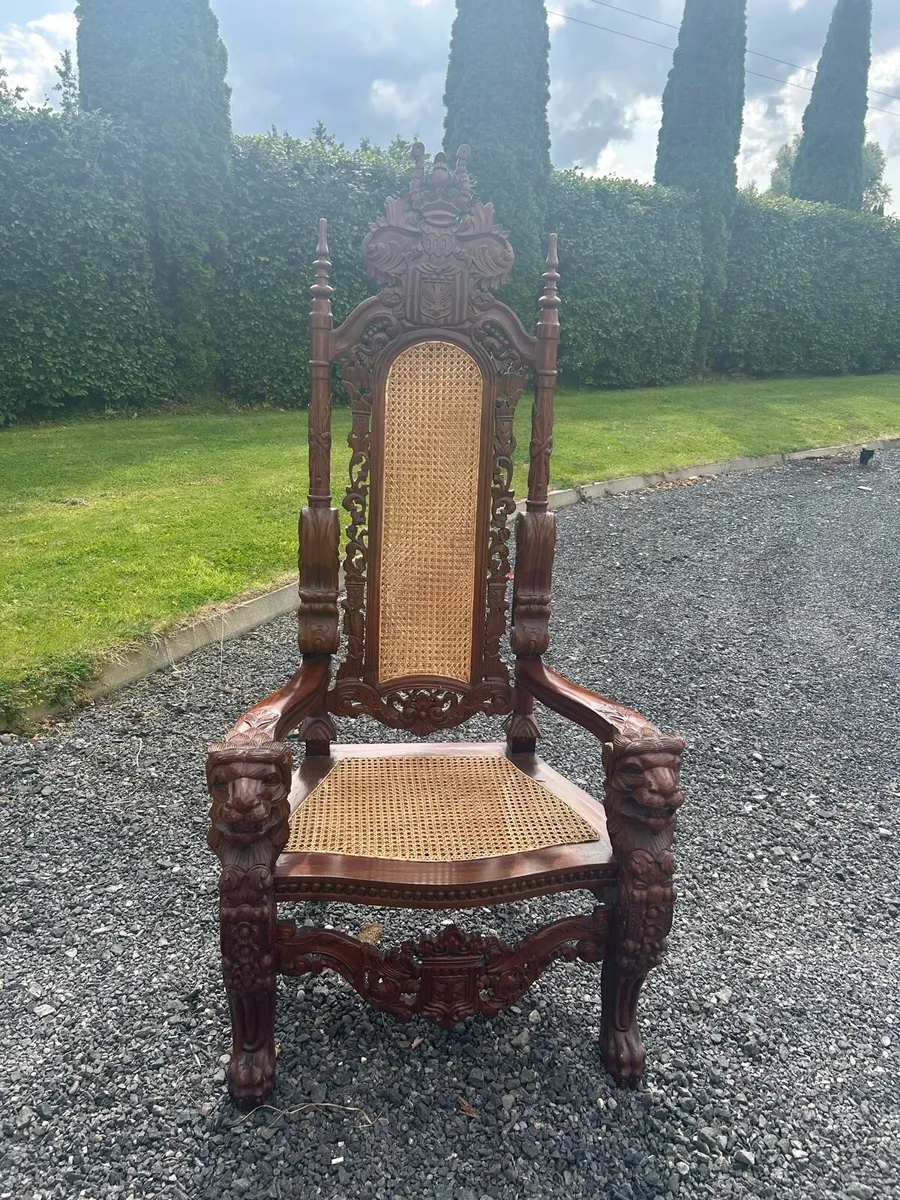 Throne chair - Image 3