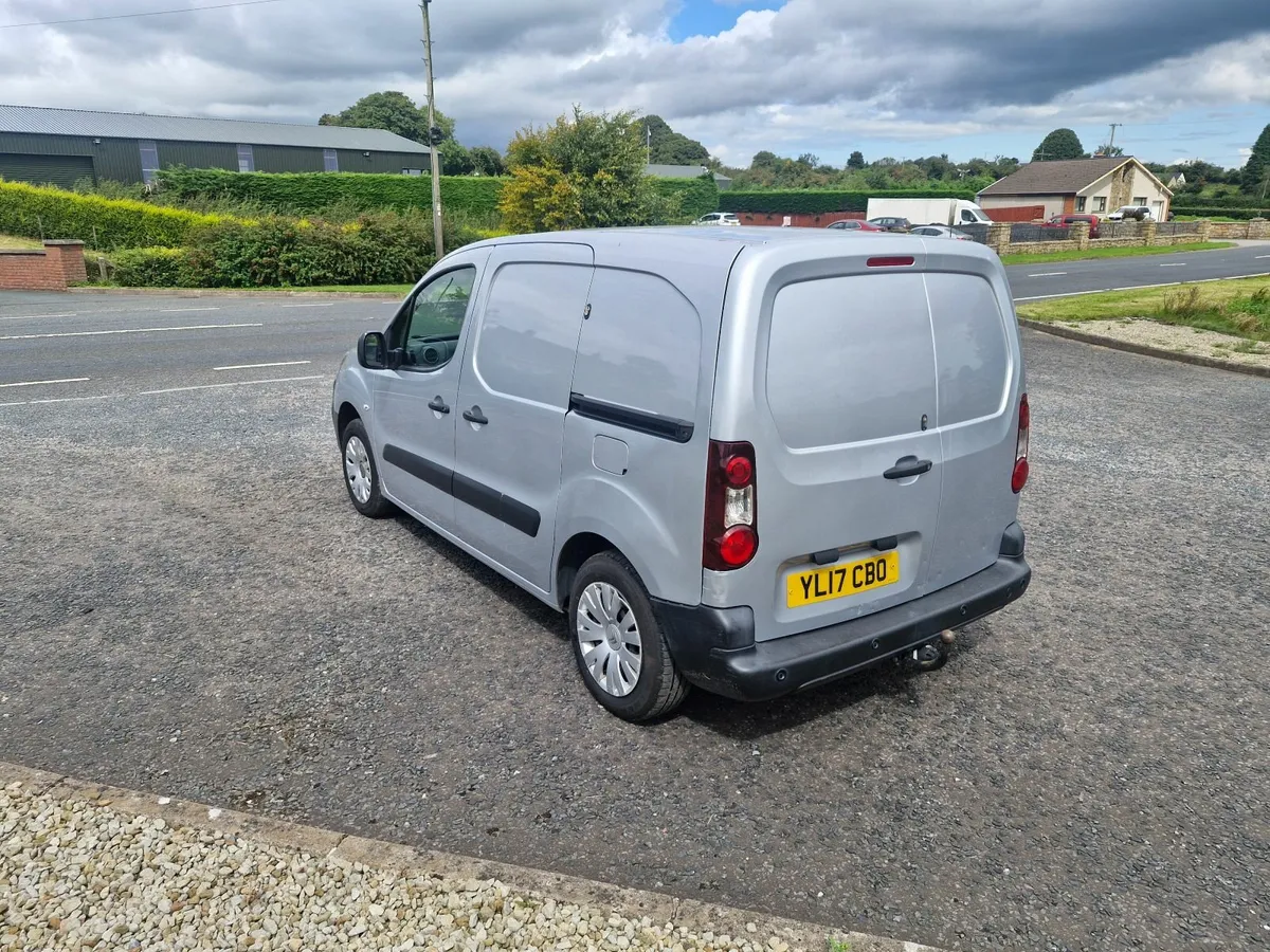 Citroen Berlingo 2017 - Image 2