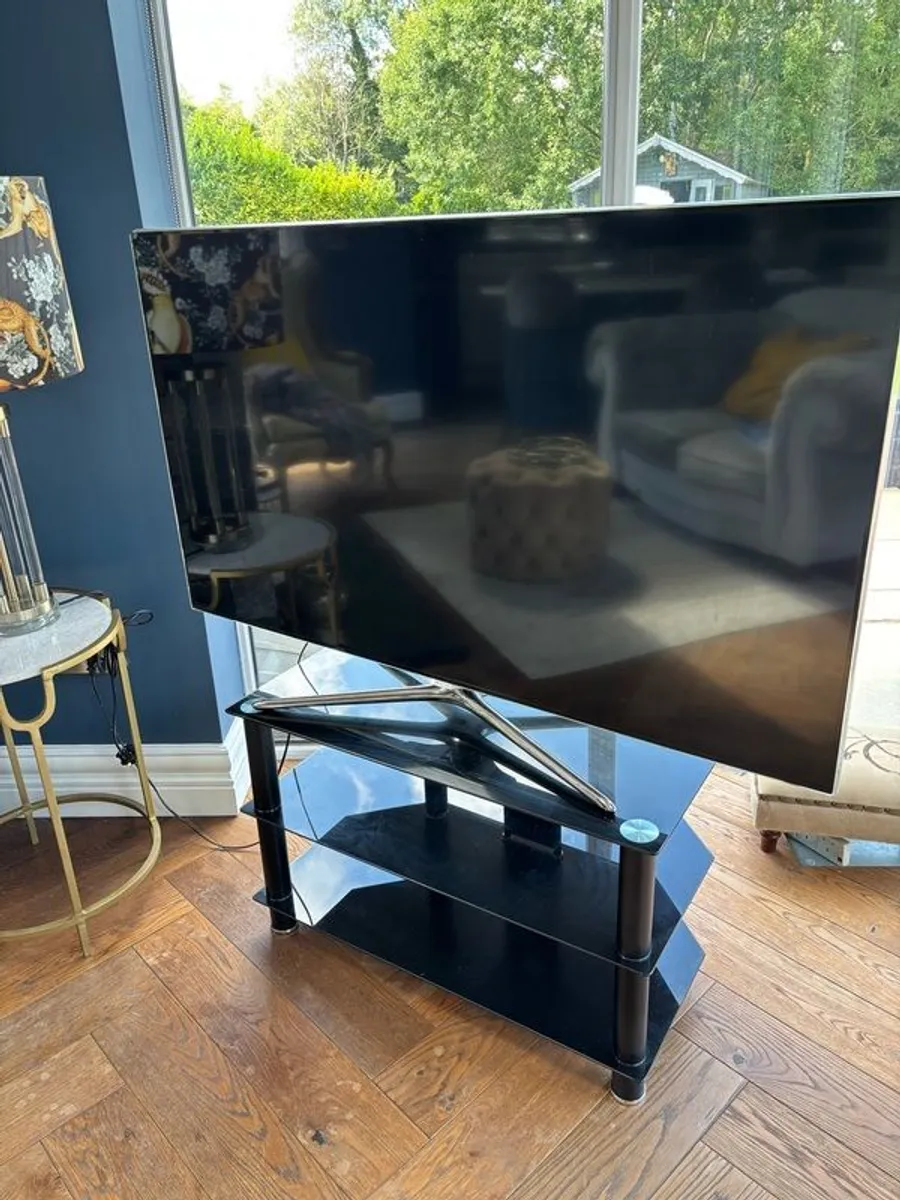 TV Stand - Image 3