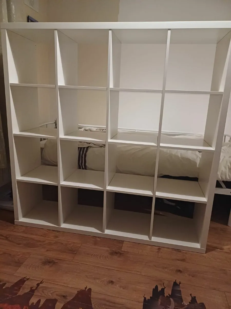 Shelving unit for kids bedroom - Image 1