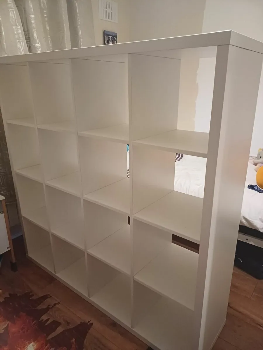 Shelving unit for kids bedroom - Image 2