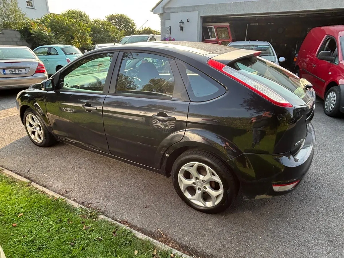 Ford focus 1.6 2011 - Image 4