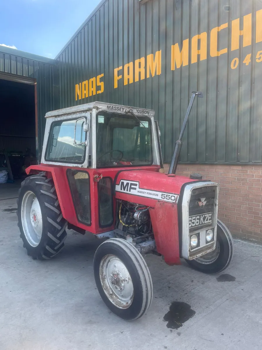 Massey Ferguson 550 - Image 1