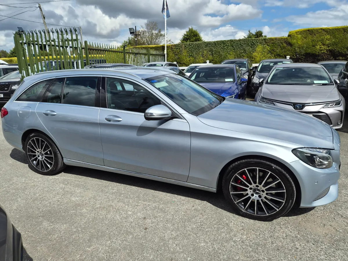 Mercedes-Benz C-Class 2015 C300h AMG PREMIUM TOUR - Image 2