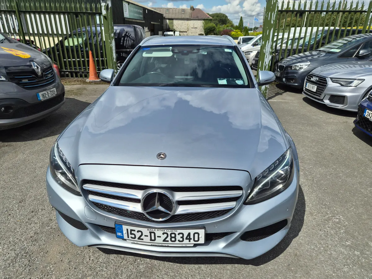 Mercedes-Benz C-Class 2015 C300h AMG PREMIUM TOUR - Image 4
