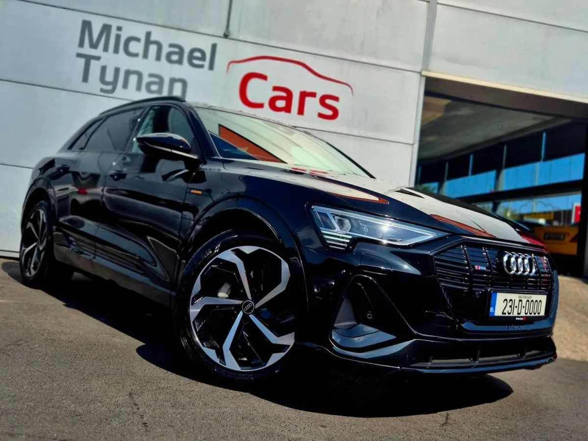 2023 Audi e-tron 55 Quattro Black Edition 408bhp - Image 2