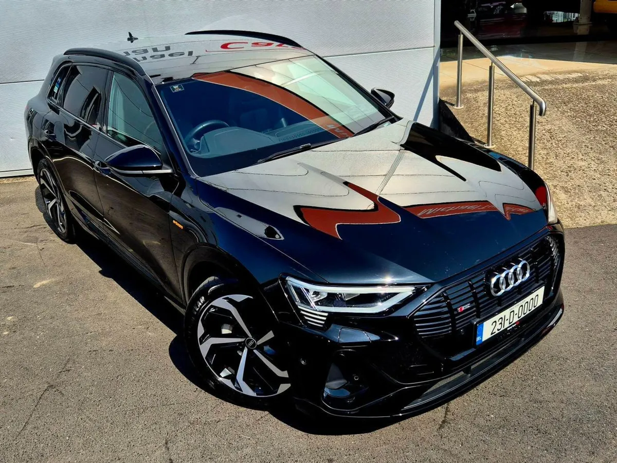 2023 Audi e-tron 55 Quattro Black Edition 408bhp - Image 3