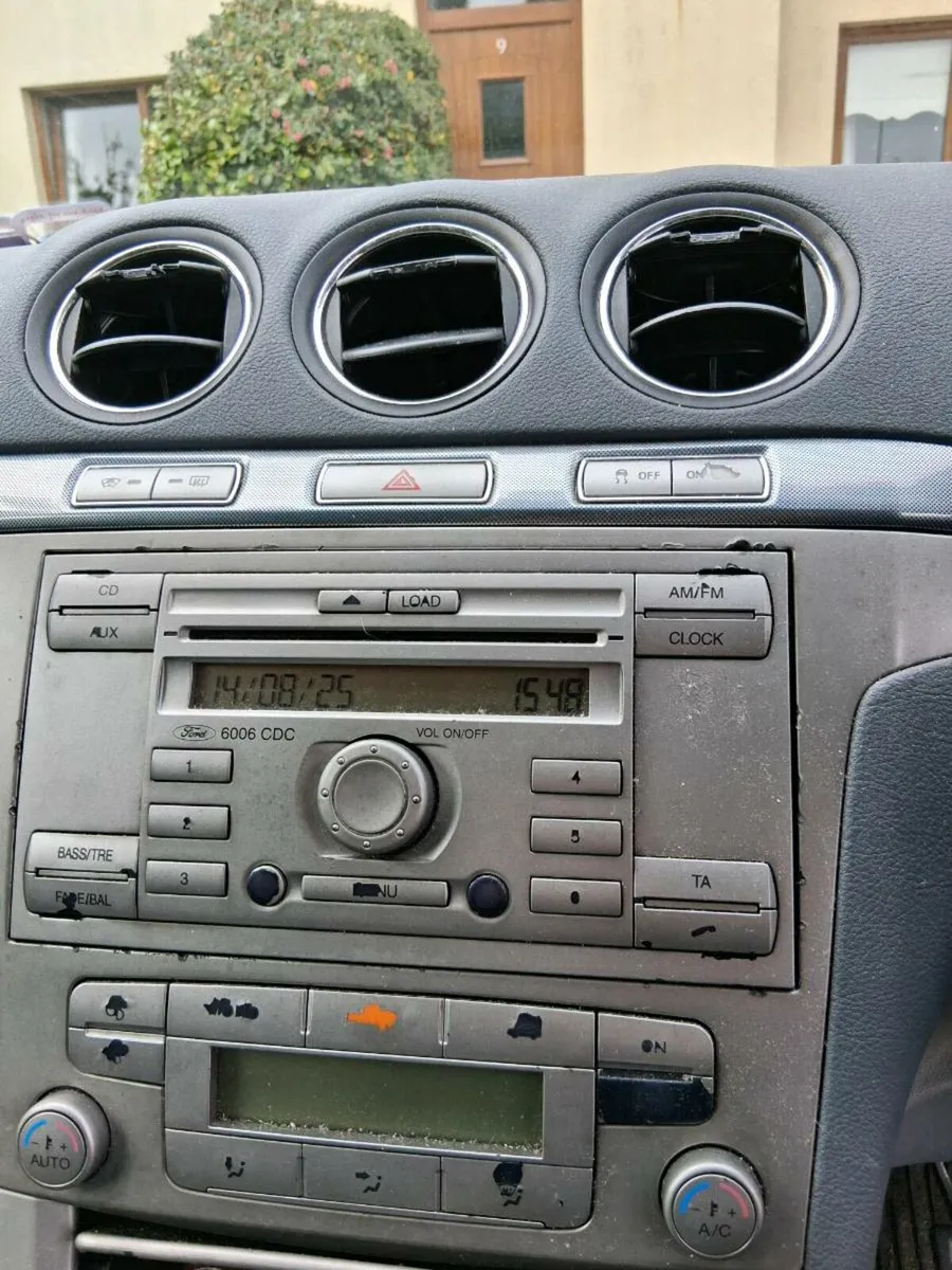 Car - Image 1