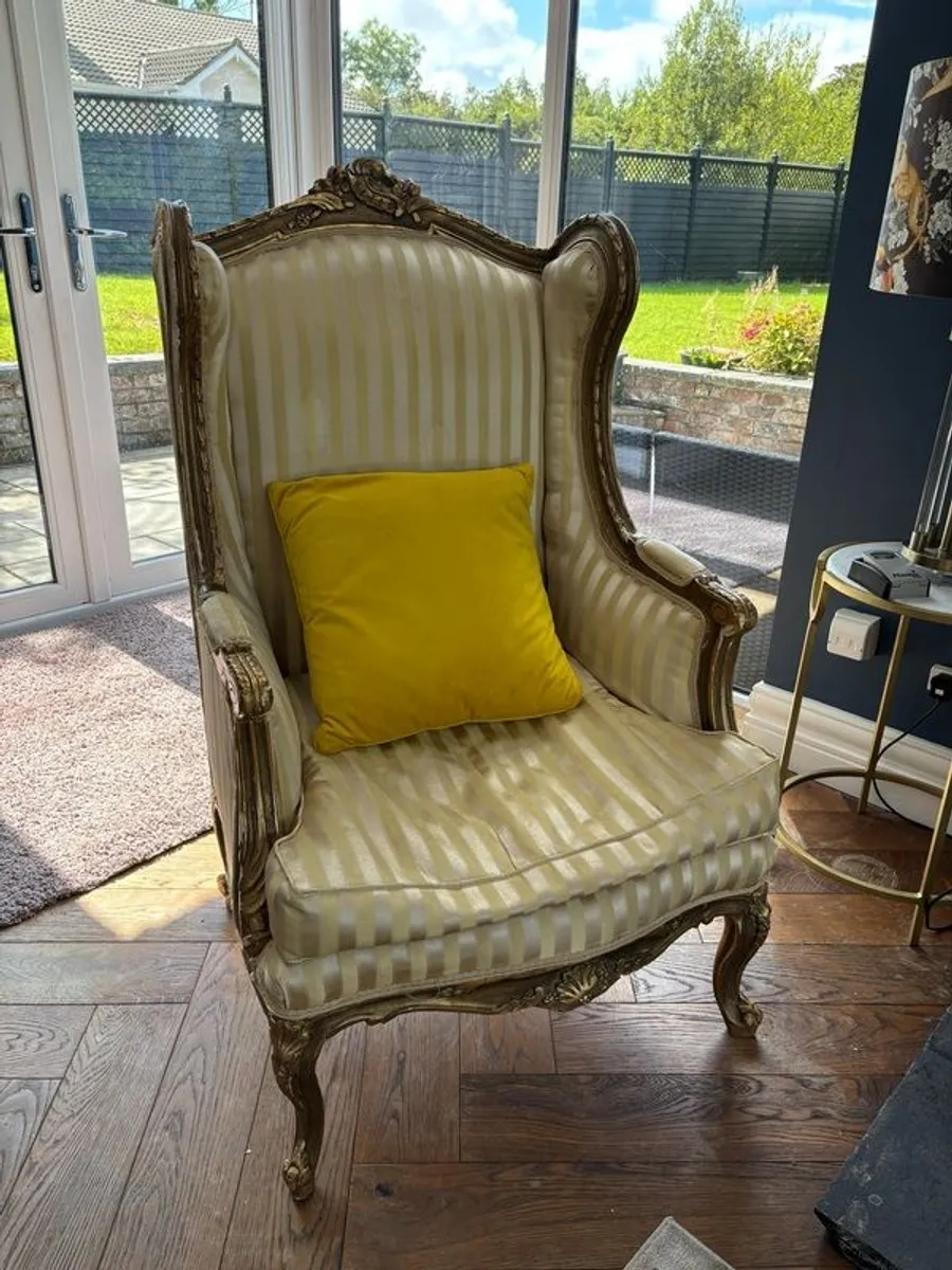 Queen Anne Chair - Image 1