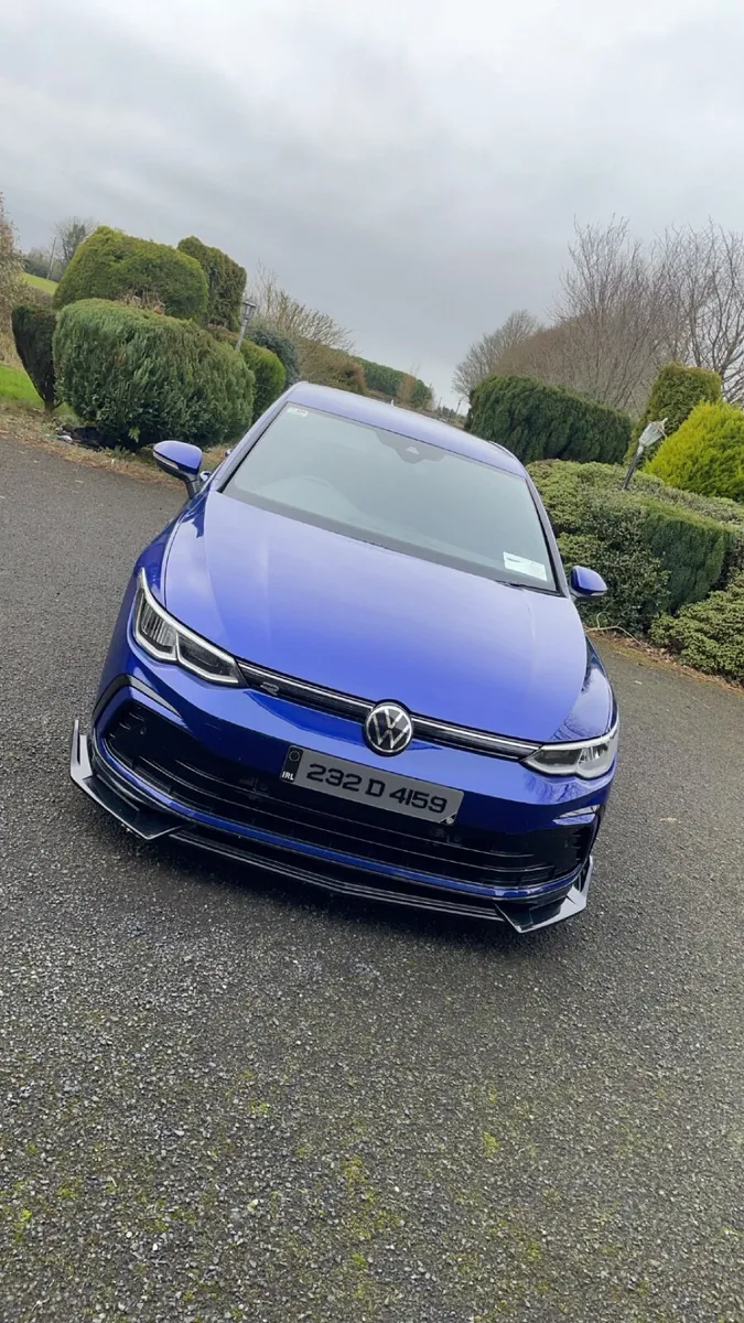 Volkswagen Golf 2023 - Image 1