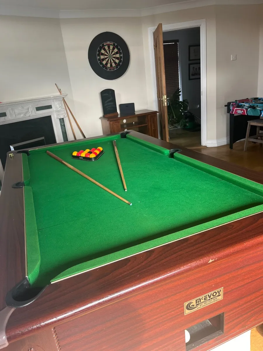 Pool table - Image 2