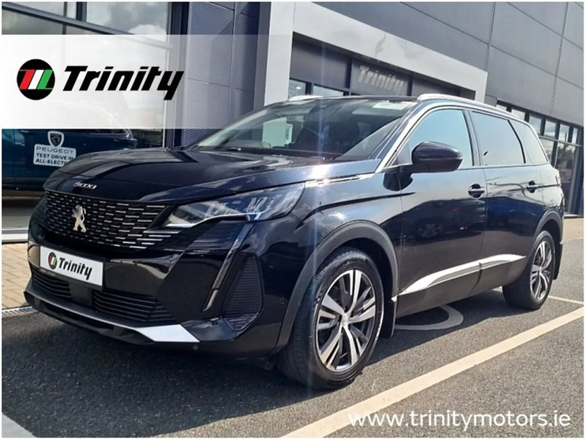 Peugeot 5008 ONE Owner 1.5 Bluehdi 130BHP Allure - Image 1