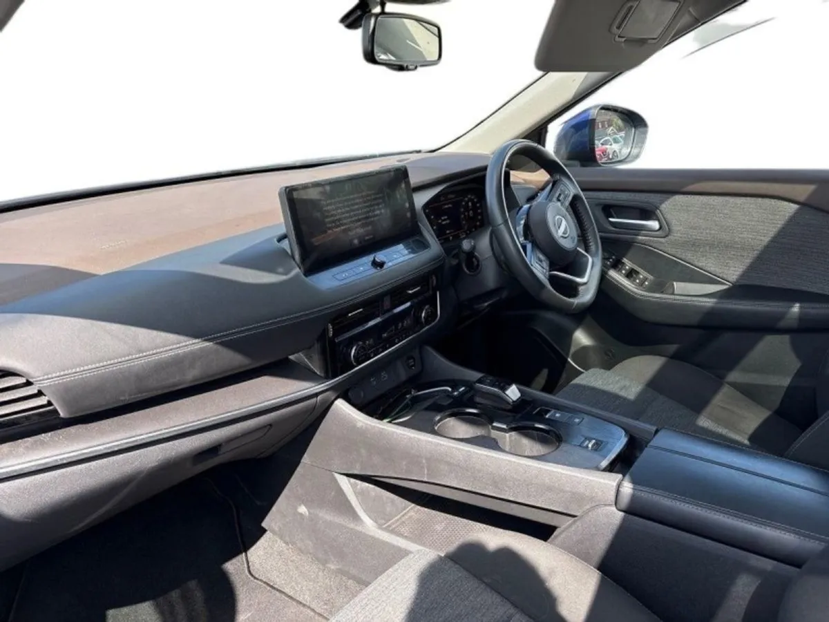 Renault T Epower X-trail SV Premium 5 Seater - Image 4