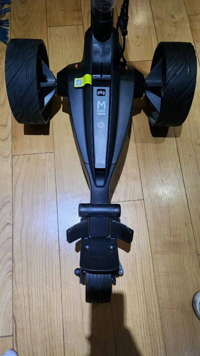 Golf Trolley M1 motocaddy - Image 1