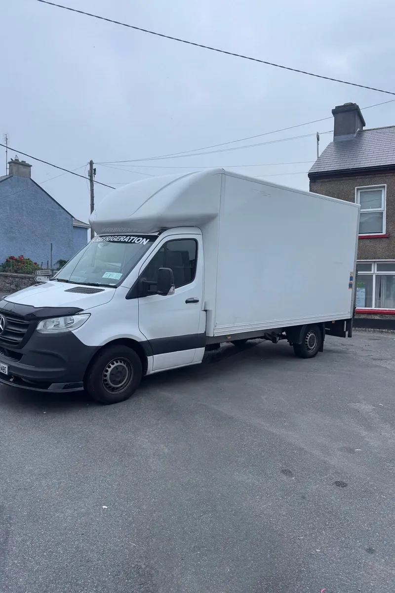 Mercedes Luton Body - Image 3