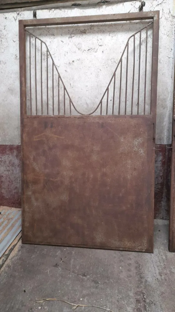 Stable doors - Image 1