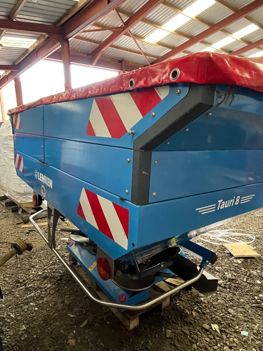 Lemken Tauri 8 Sower - Image 3