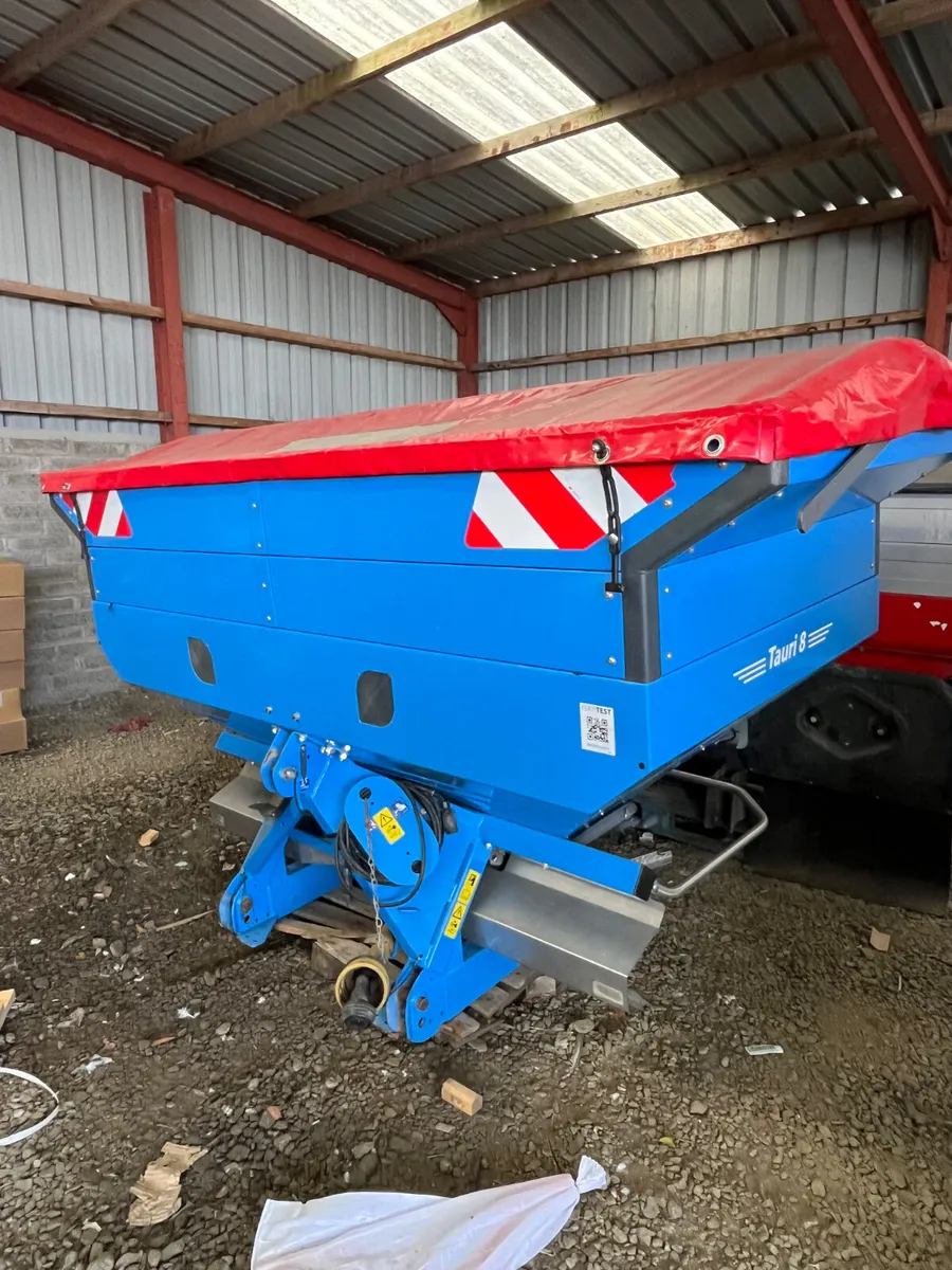 Lemken Tauri 8 Sower - Image 1