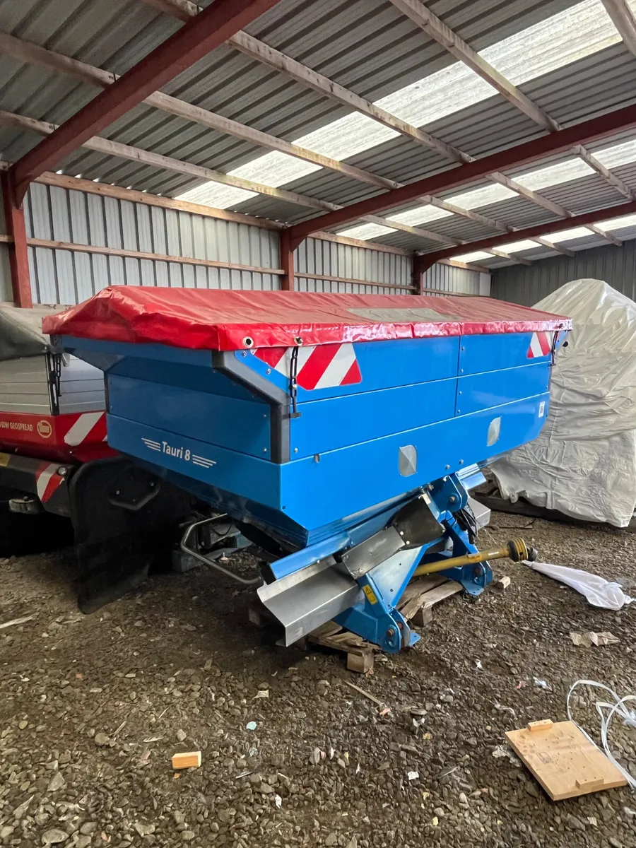 Lemken Tauri 8 Sower - Image 2