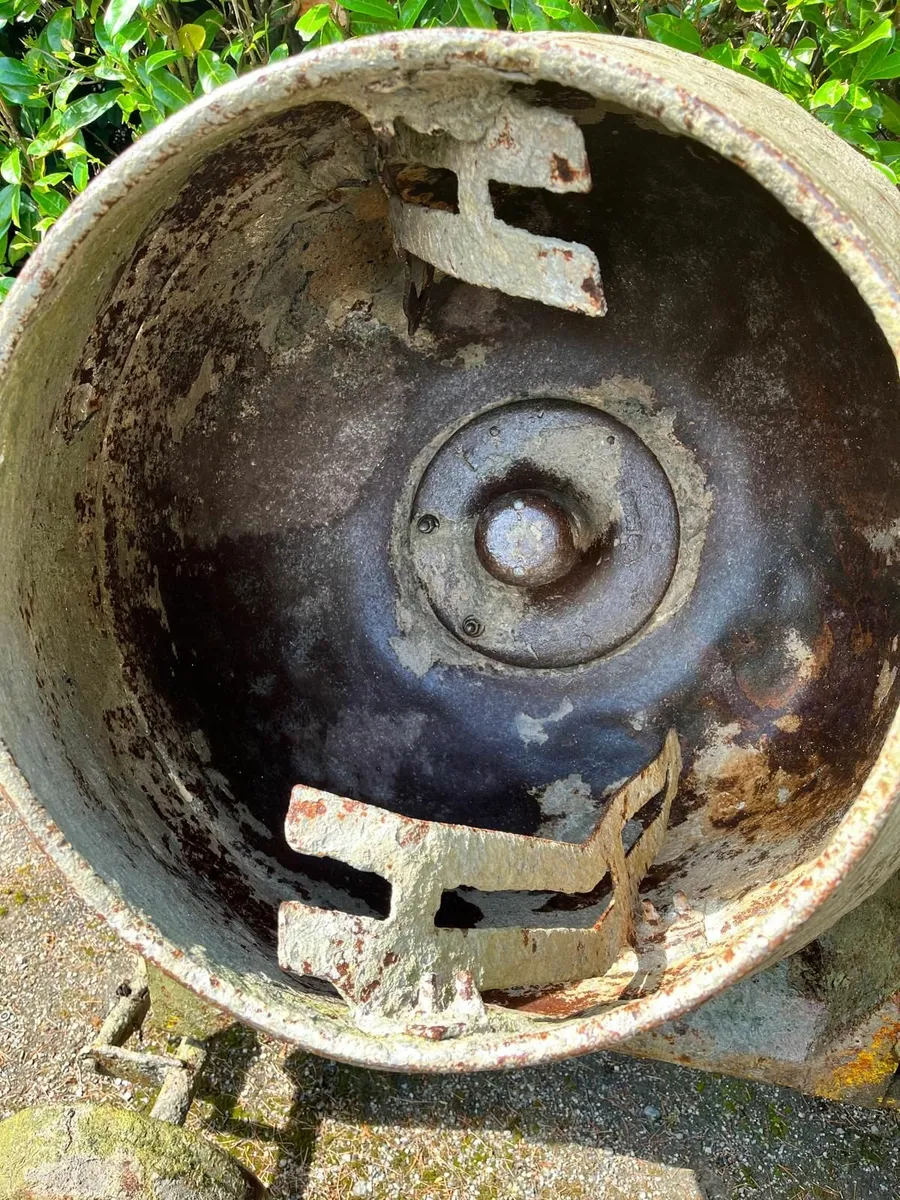 Lister Diesel Cement Mixer - Image 2