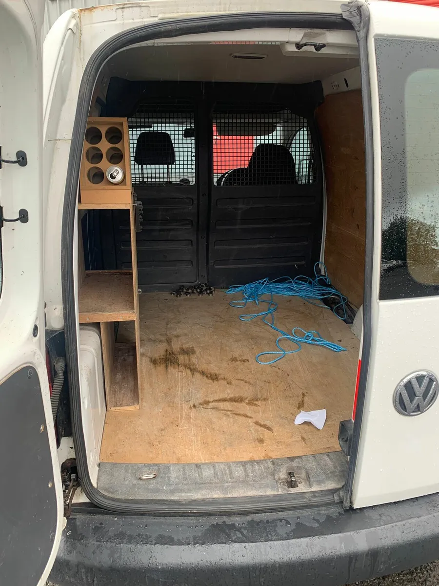 Volkswagen caddy
Cvrt tested to 11-25 - Image 4