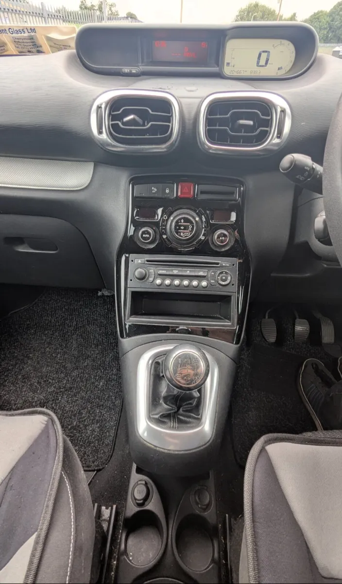 Citroen C3 Picasso 2010 - Image 2