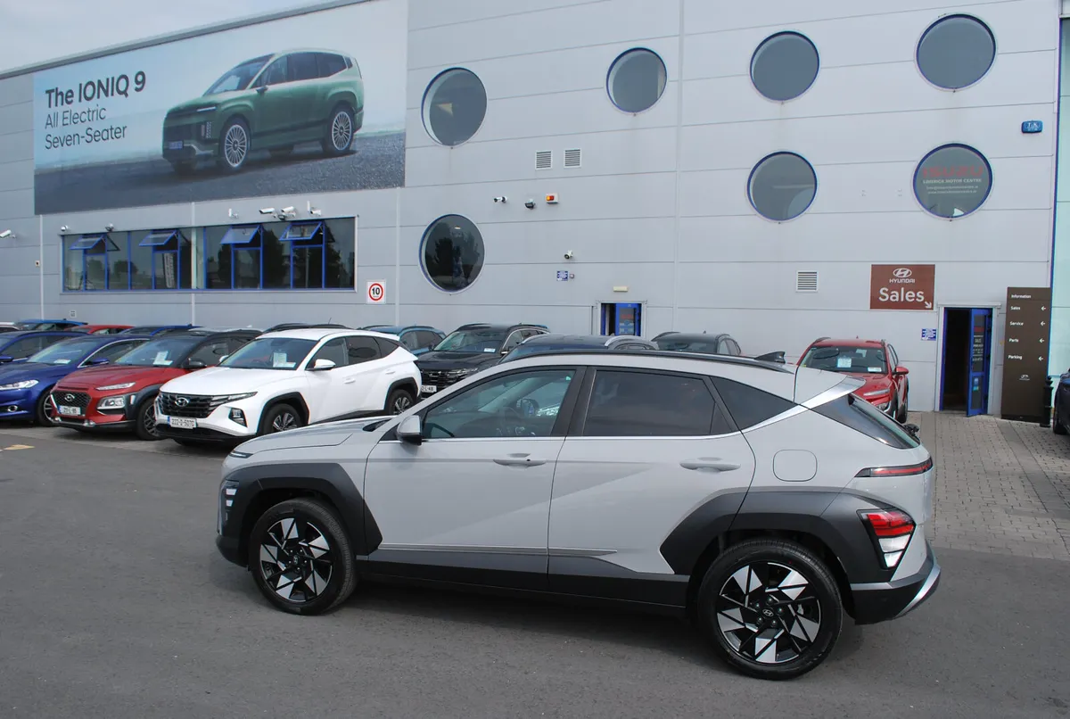 Hyundai KONA 2023 - Image 2