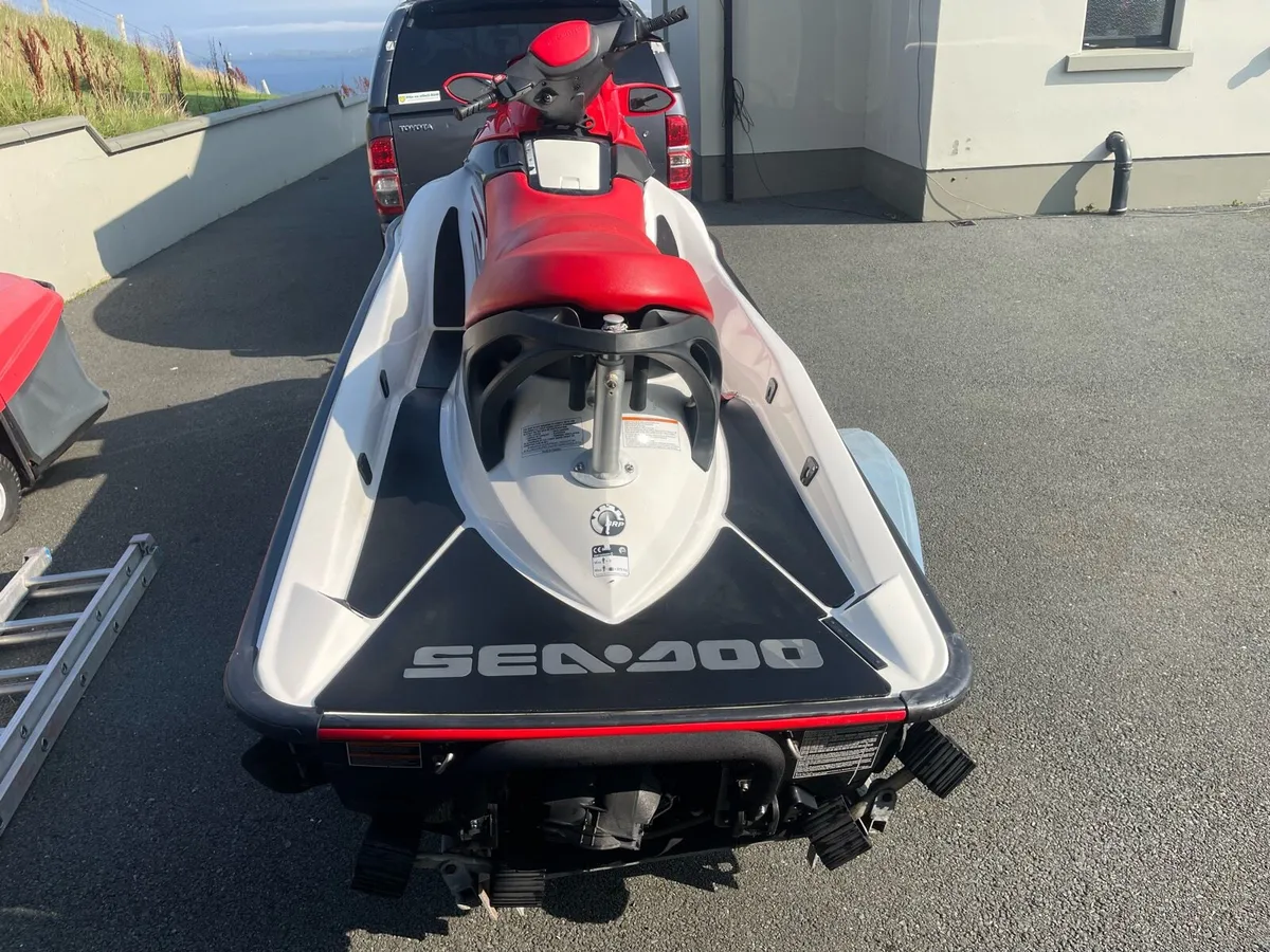 Seadoo wake pro jet ski - Image 4