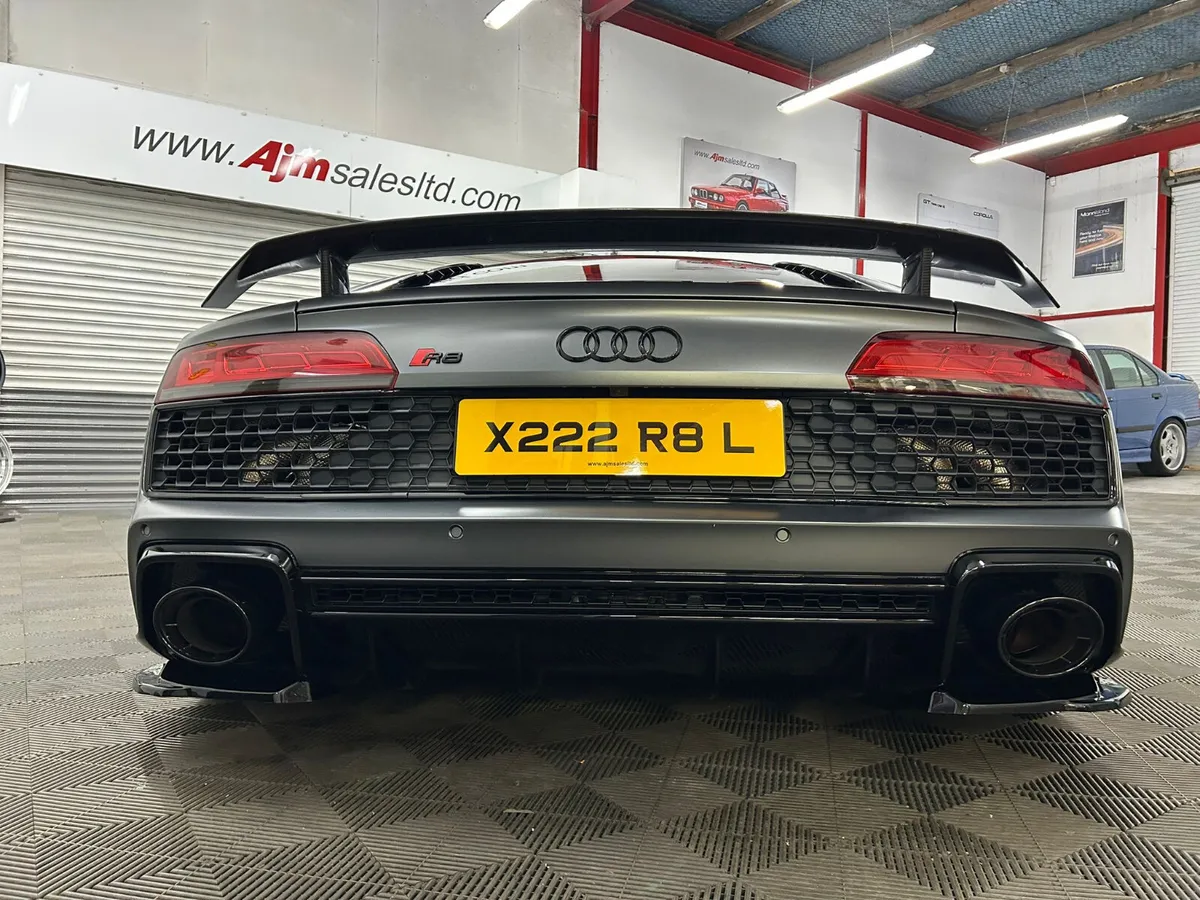 AUDI R8 DECENNIUM LIMITED EDITION 5.2 V10 620PS - Image 4