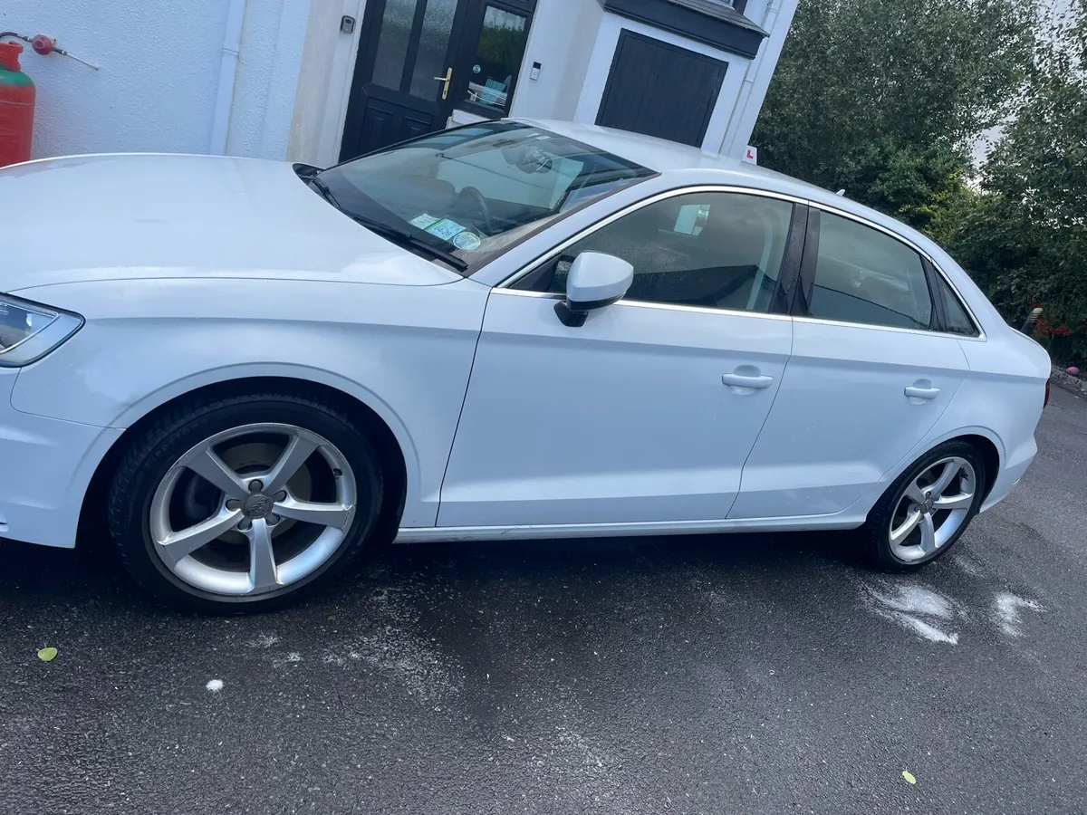 Audi A3 Saloon S-line 1.4 TFSI - Image 2