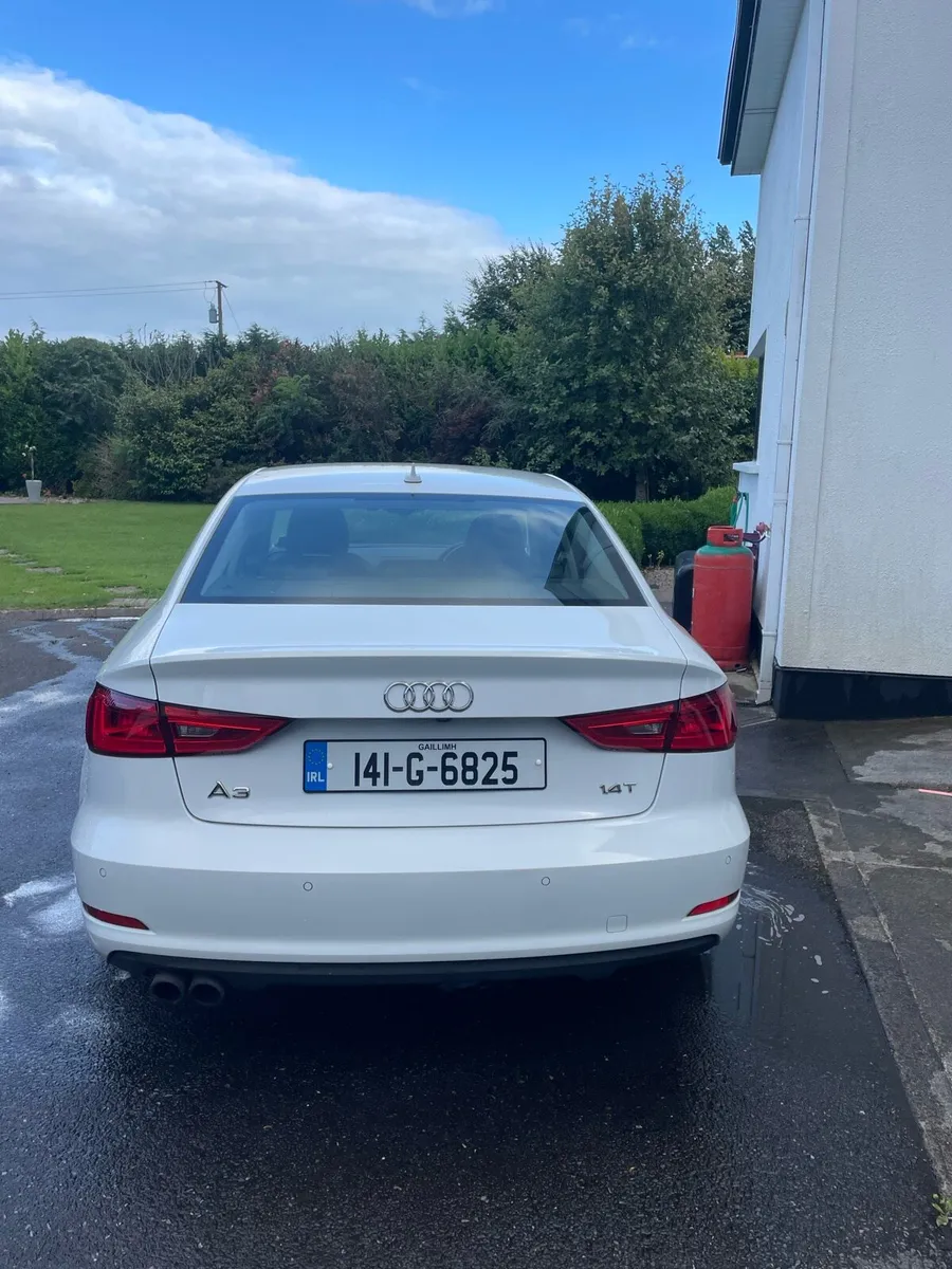 Audi A3 Saloon S-line 1.4 TFSI - Image 4