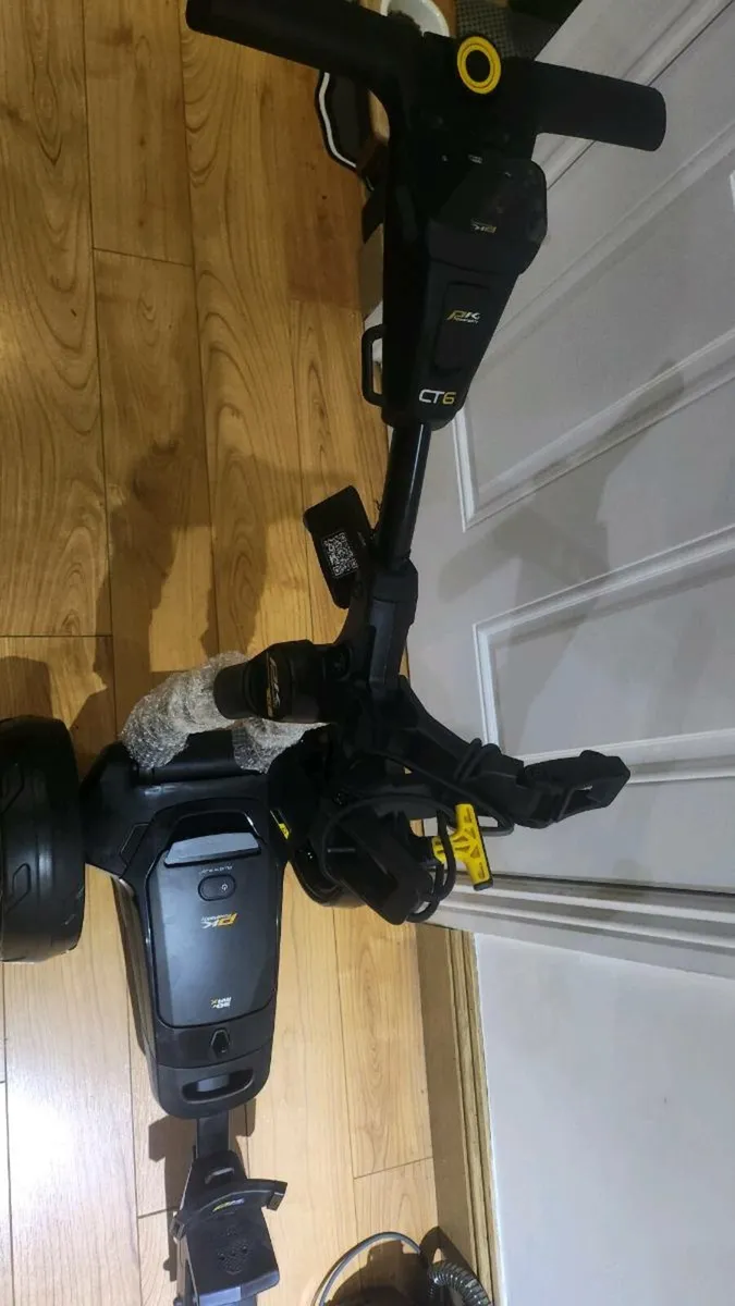 Powakaddy CT6 GOLF TROLLEY - Image 3