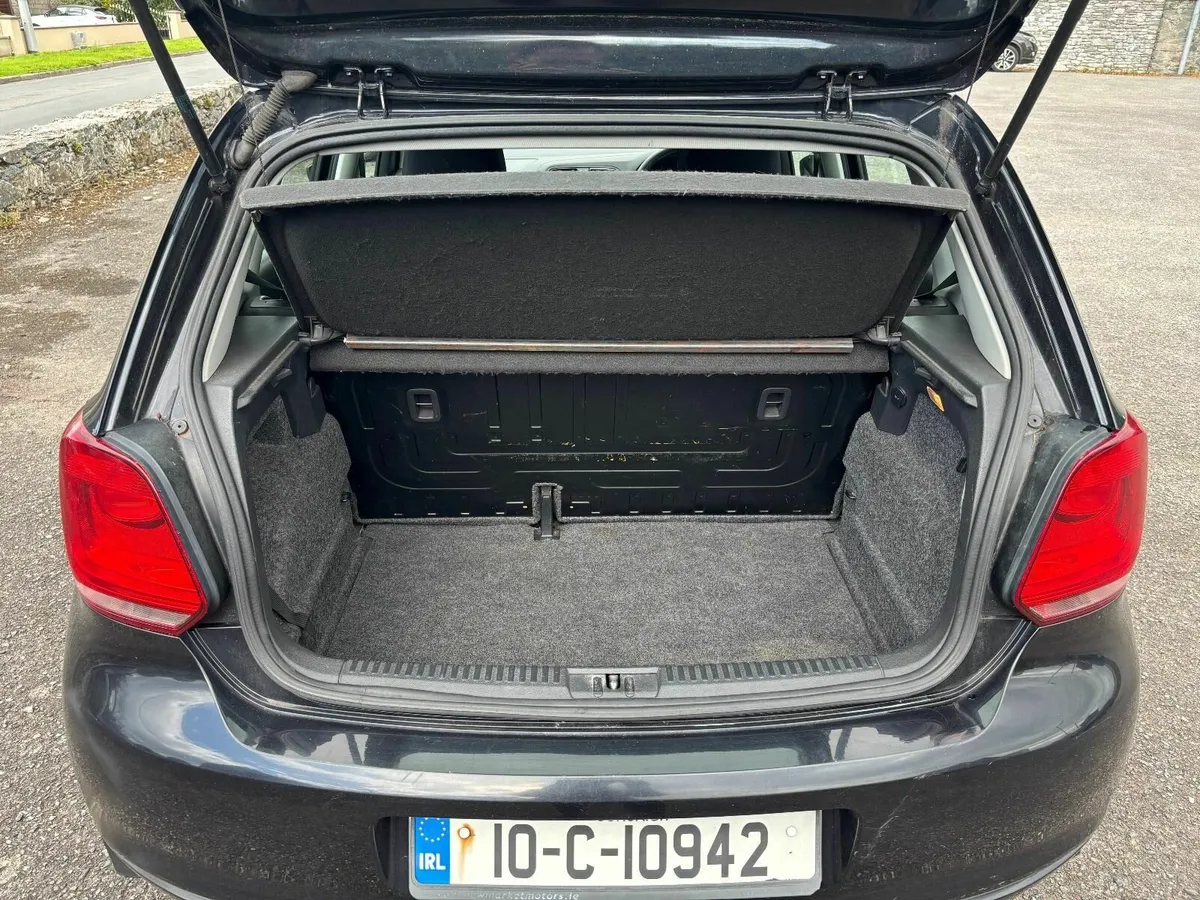 Volkswagen Polo 2010 - Image 4