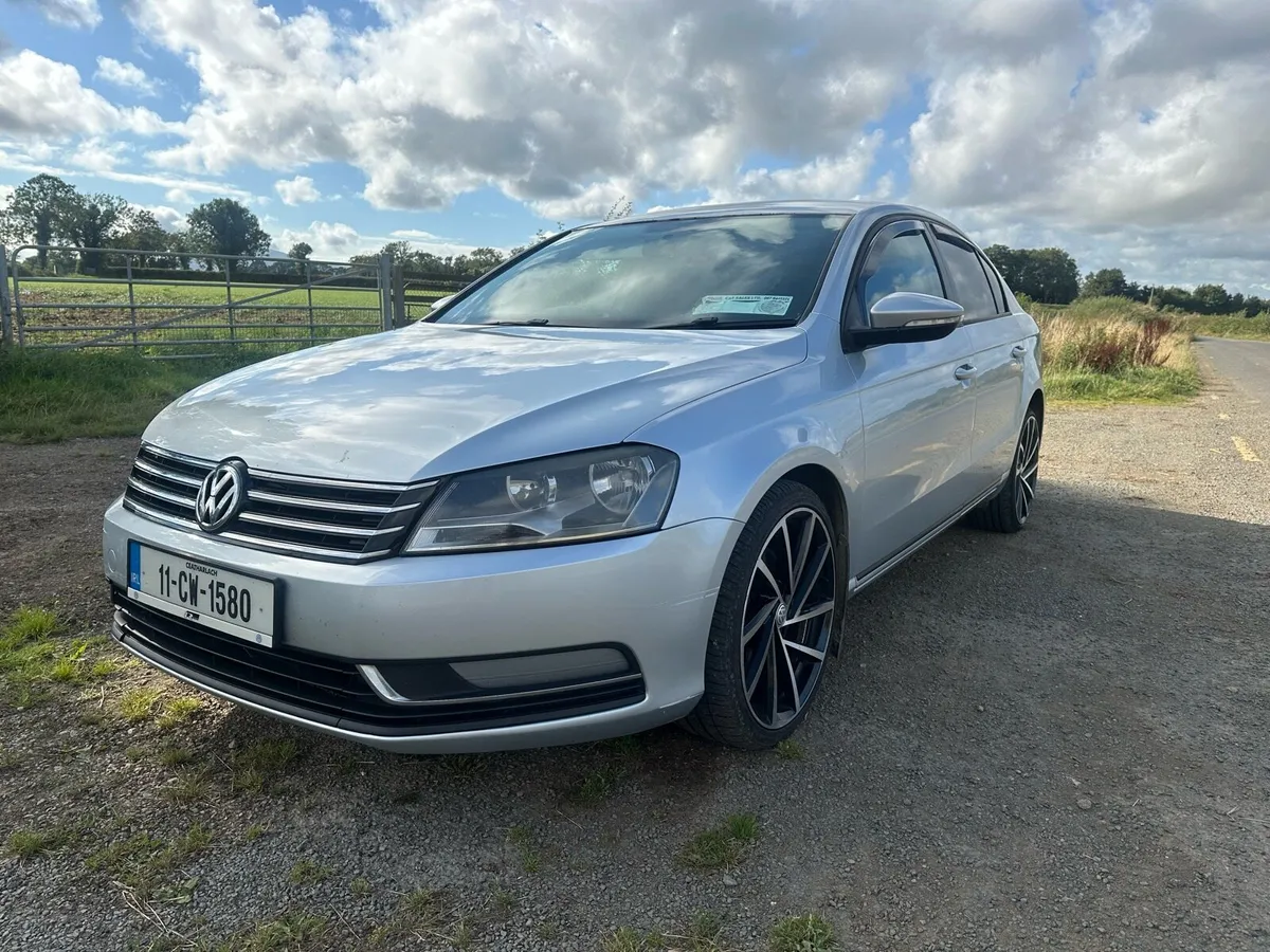 11 VW Passat 1.6 BM with NCT & Serviced - Image 3