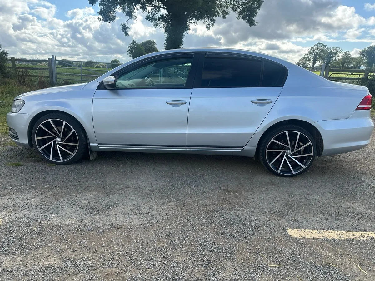 11 VW Passat 1.6 BM with NCT & Serviced - Image 4