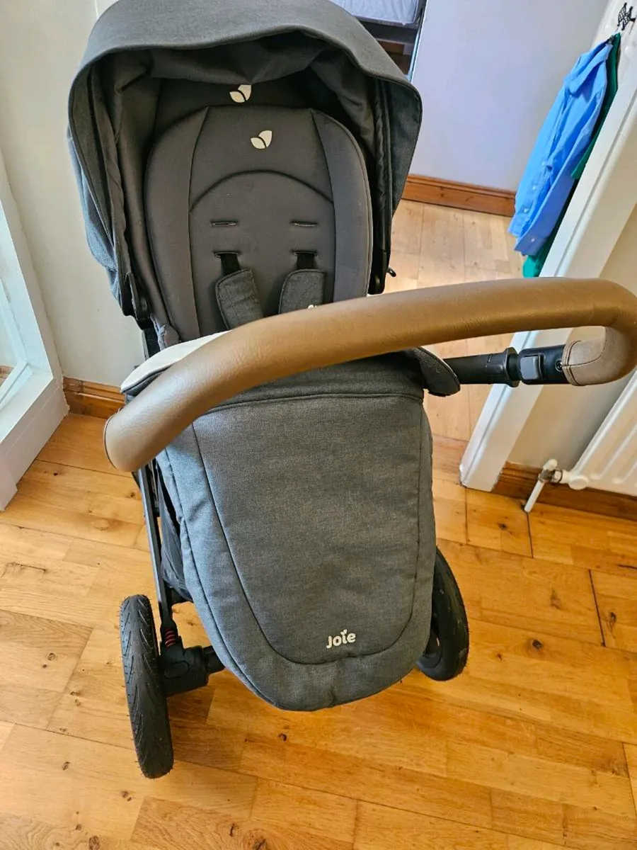 Joie chrome delux 3 in1 Buggy - Image 2