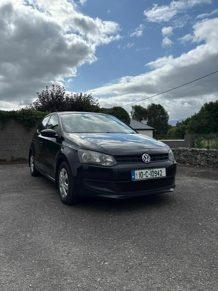 Volkswagen Polo 2010 - Image 1