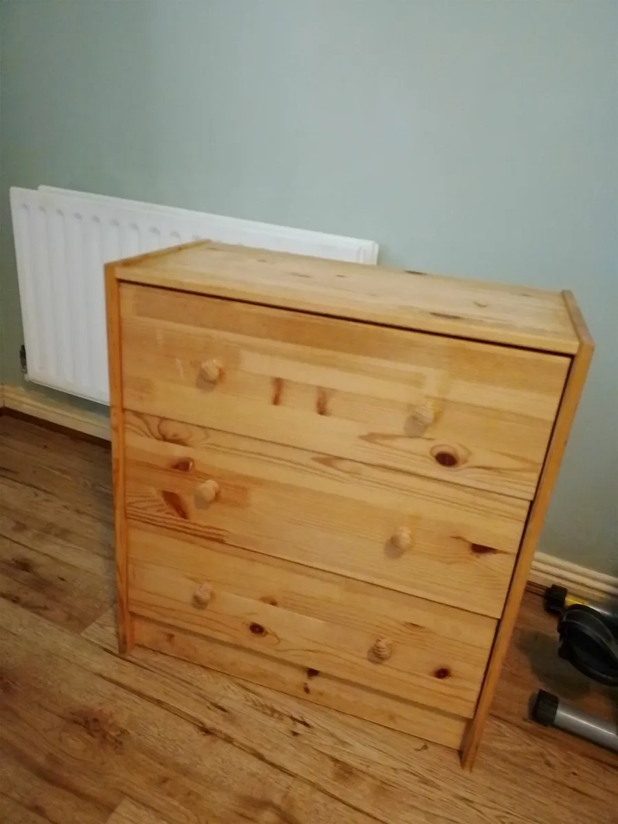 Dresser and drawers - Image 2