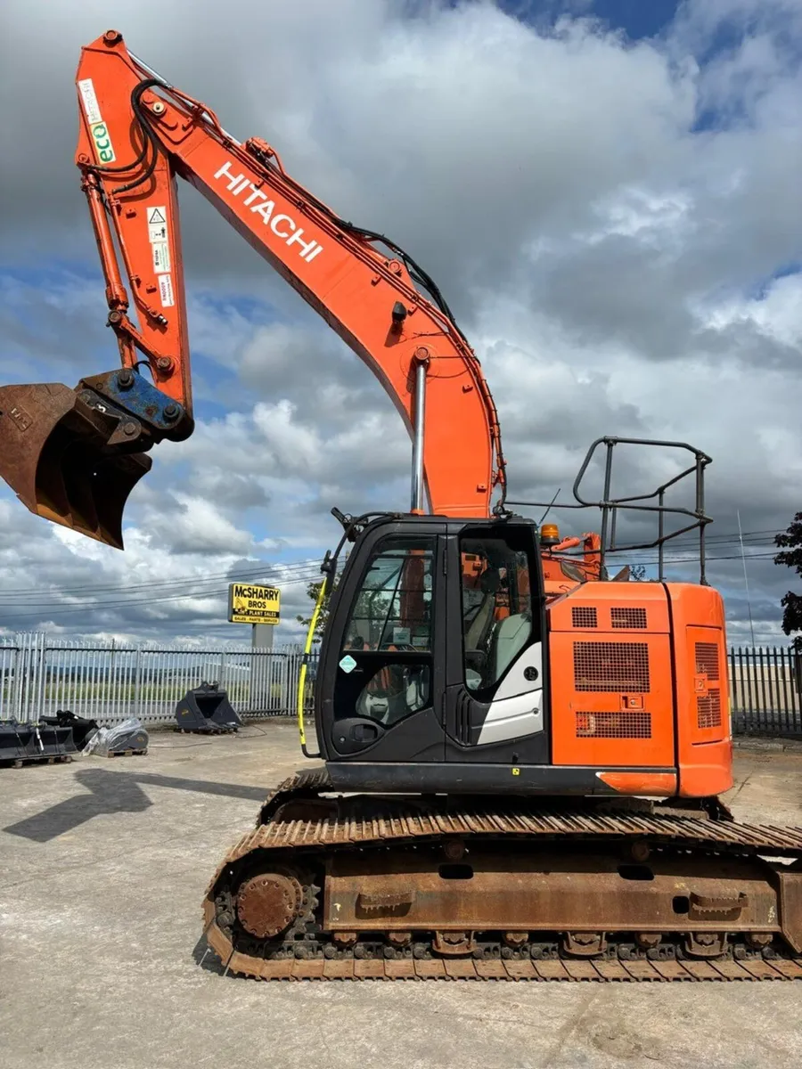 Hitachi ZX225USLC-6 - Image 4