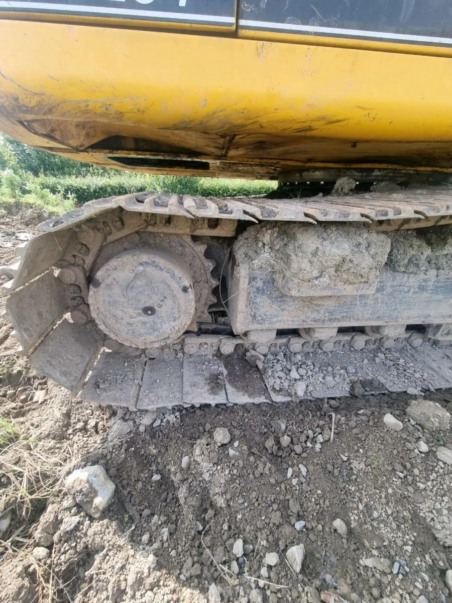 Hyundai140_7 2006 - Image 3