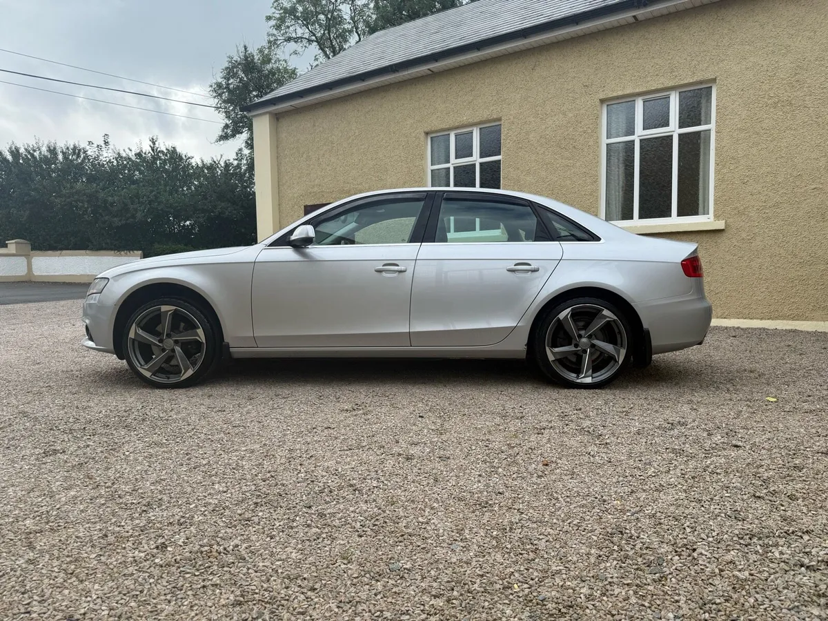 Audi a4 - Image 1