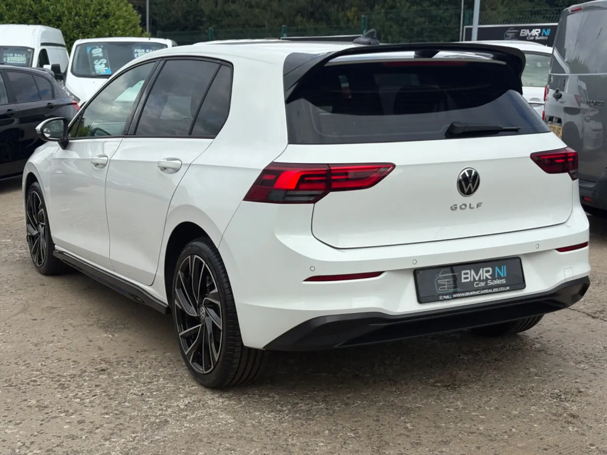 VW GOLF 2023 MK8 NEW MODEL - Image 4