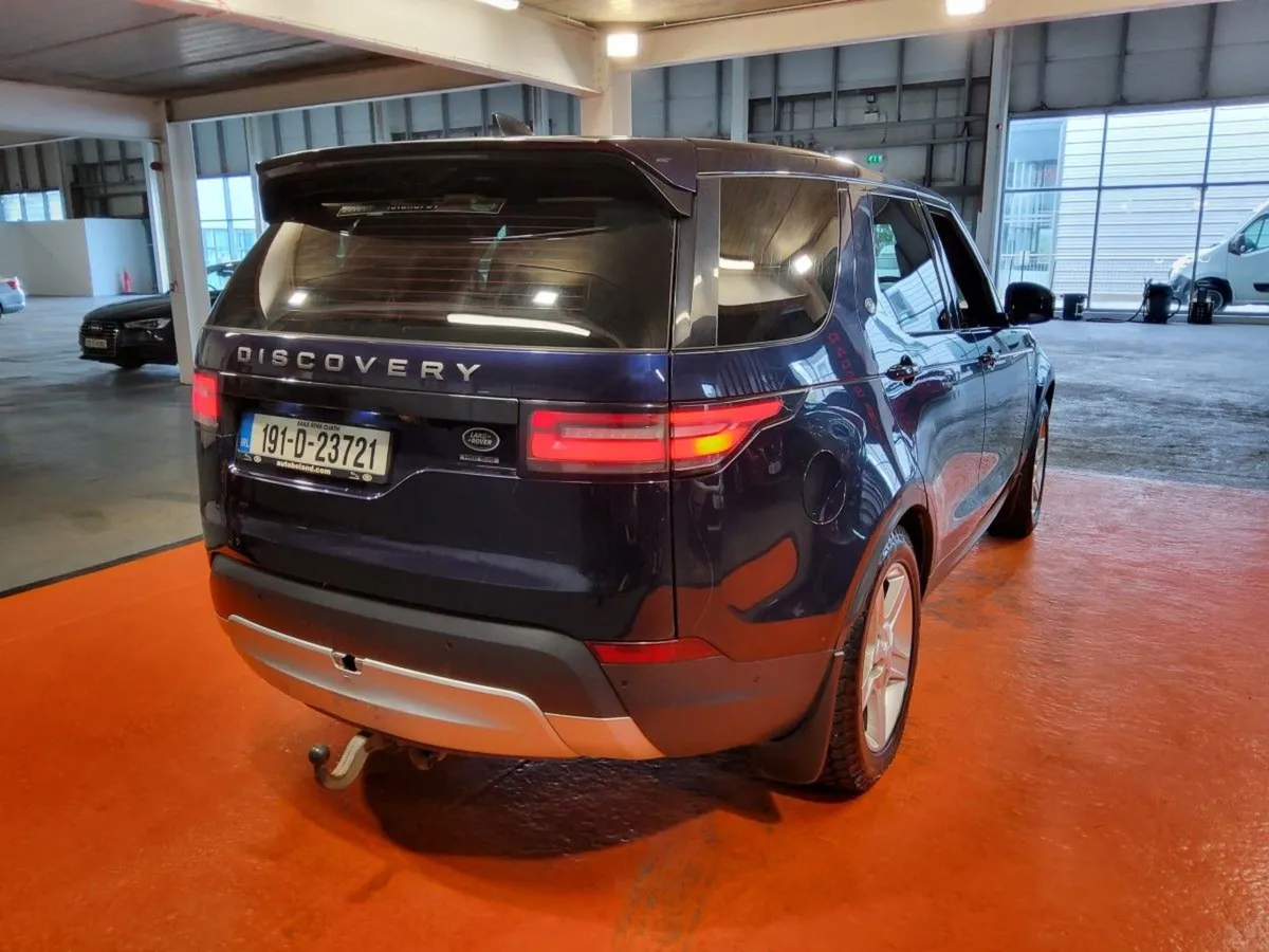 Land Rover Discovery 3.0d Sdv6 306PS 4WD Auto HSE - Image 3