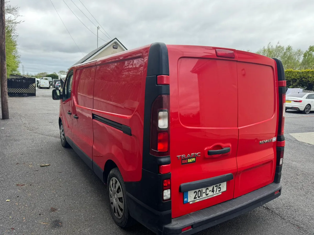 Renault Trafic 2020 lwb tested 11/25 - Image 2