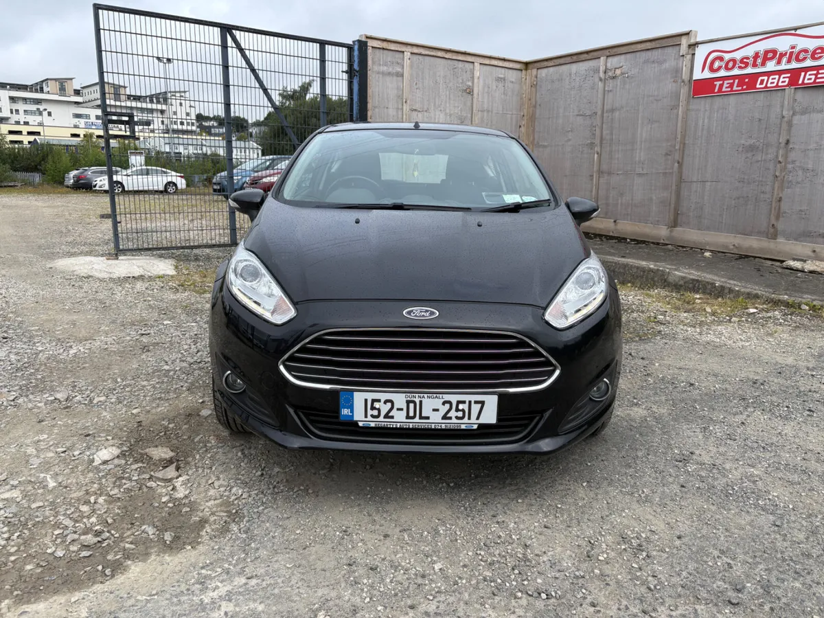 Ford Fiesta 2015 *LOW KMS* - Image 2