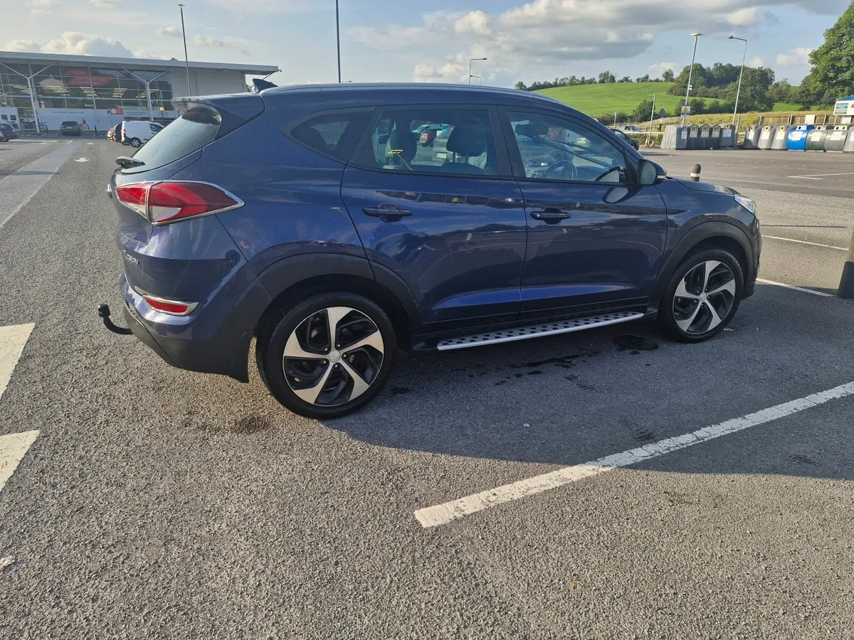 HYUNDAI TUCSON EXECUTIVE  -2018- LEATHER SEATS - Image 3