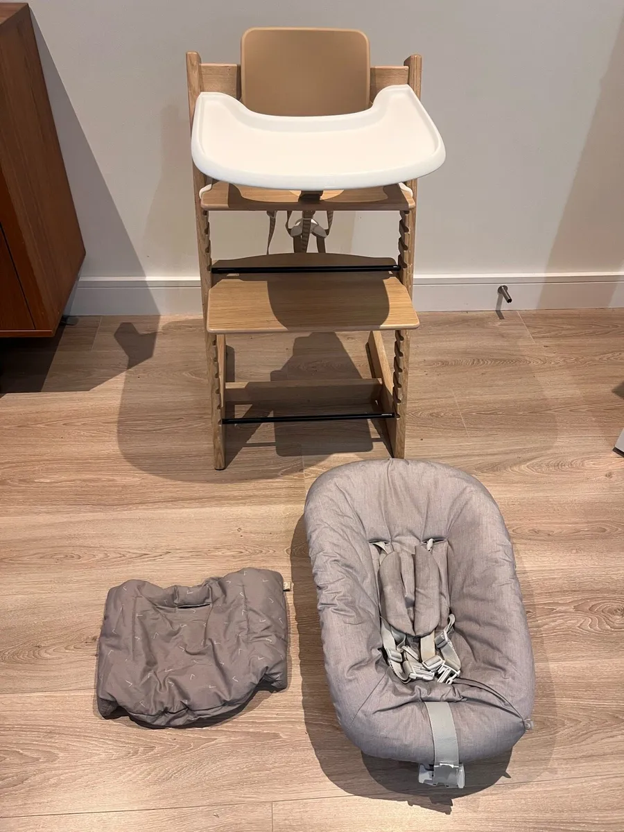 Stokke high chair with newborn insert - Image 1